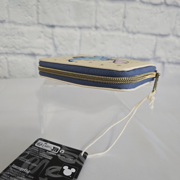 Loungefly Lilo & Stitch Disney Wallet Experiment 626 Cream and Blue Case Zip New - Picture 3 of 16